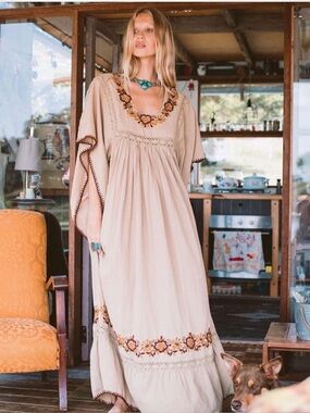 🌼 CU Escape Caftan Maxi Dress S